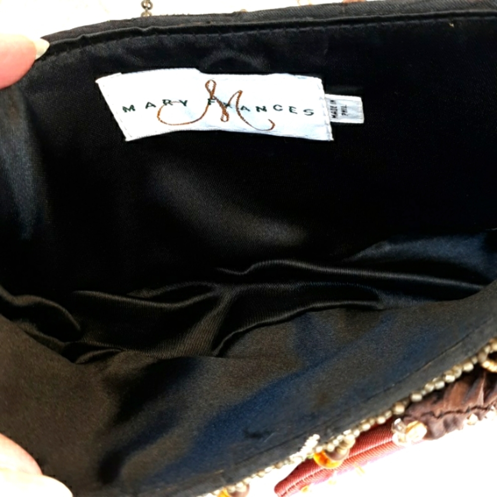 EUC VTG MARY FRANCES SMALL CRESCENT CROSSBODY BAG - Picture 14 of 15